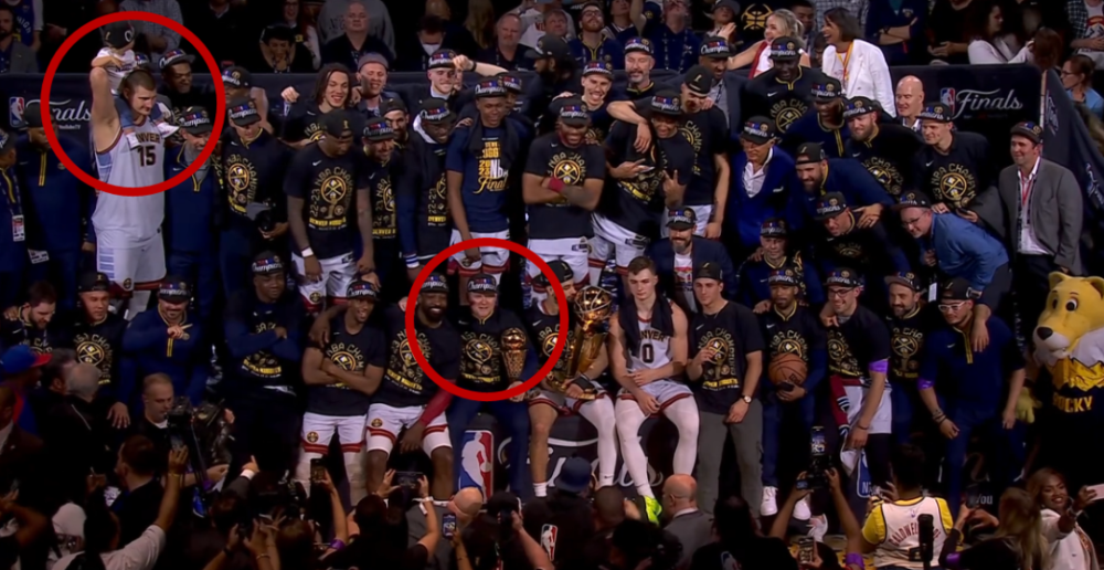  约基奇达成常规赛场均三双成就  