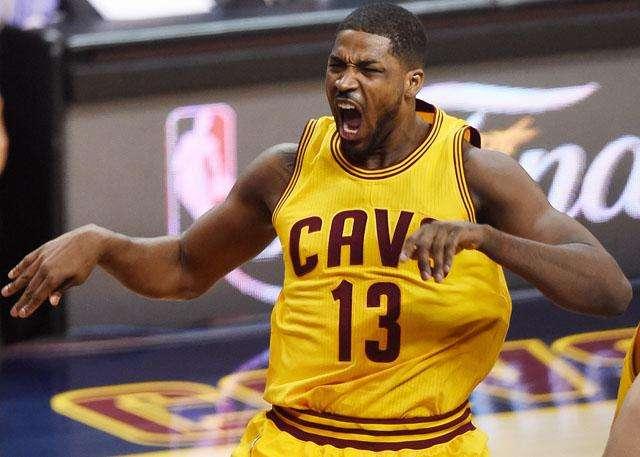  梅斯主场气势如虹，球迷助威助推球队拿下关键战